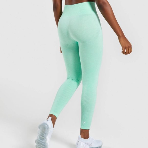 Gymshark Vital Seamless Leggings (Pistachio) - Picture 2 of 6